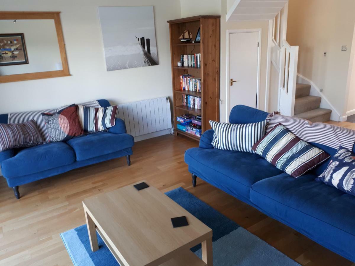 Nyhavn Lakeside Cottage Cirencester Exterior foto